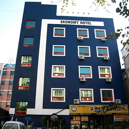 Ekonomy Hotel Mokpo Exterior photo